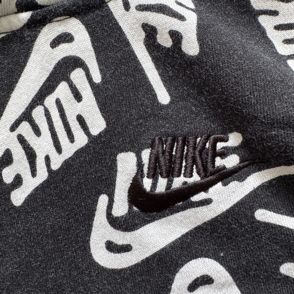 Nike Kids Black and White Logo Hoodie - Picture 2 of 6